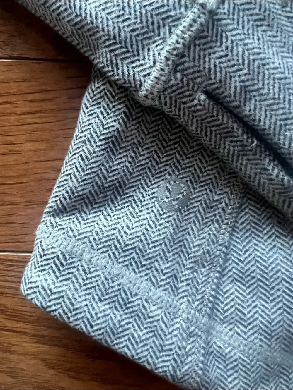 Lululemon Chevron Gray Full-Zip Forme Jacket